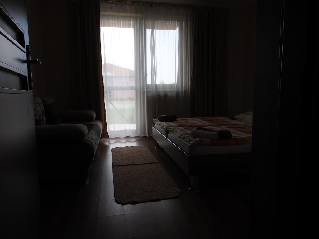 Fridrich Apartman Velky Meder Exterior photo
